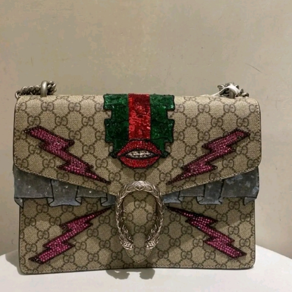 Gucci GG Supreme Canvas Embroidered Sequin Medium Dionysus Shoulder Bag